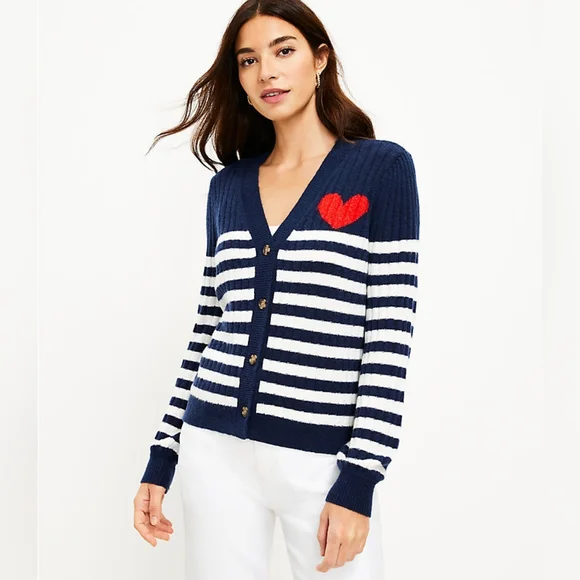 Loft sales heart sweater